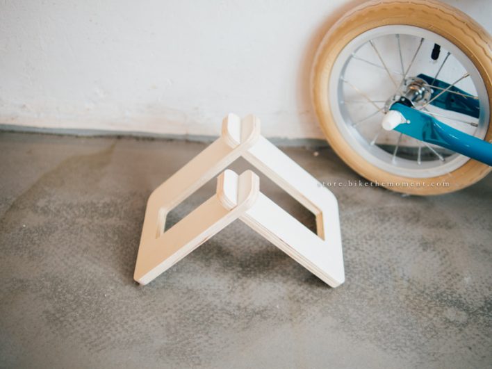 tokyobike paddle wood stand