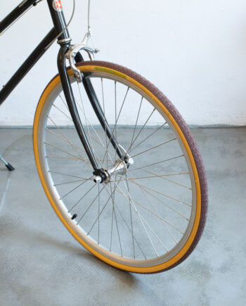 pop grumpy 26 x 1.25 啡色米黃邊外胎 ( 一對)